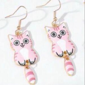 💟 2/$15 💟 🆕 Kitty Cat Earrings! NEW! Cute Dangling Tail that moves! Puurrfect